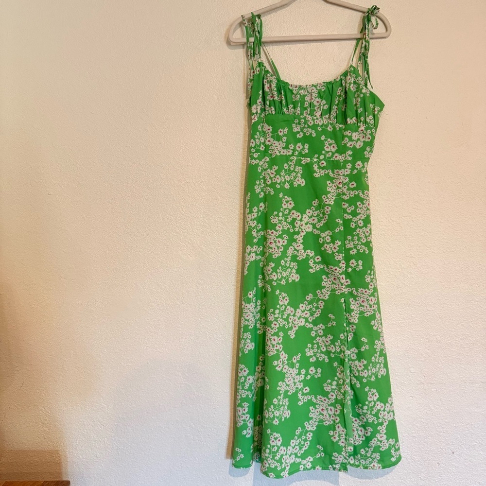 Urban Outfitters Love Harmony Green Floral Midi Dress